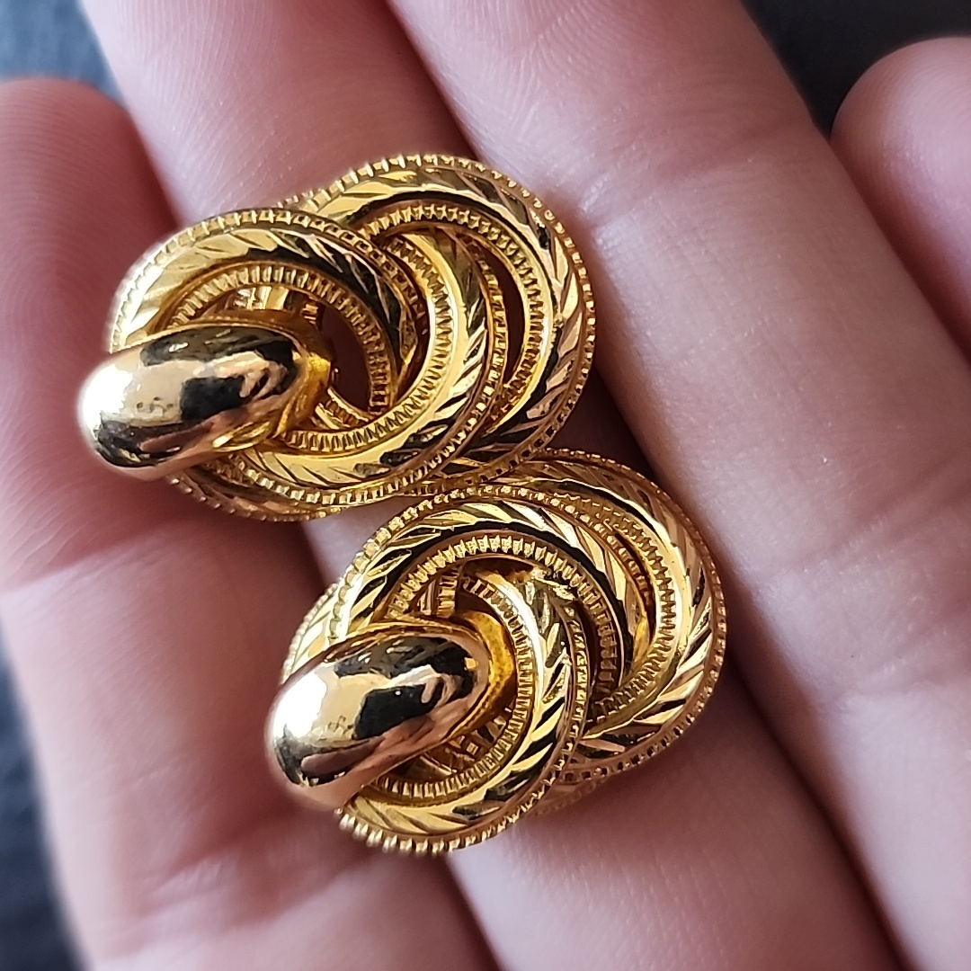 Vtg Earrings